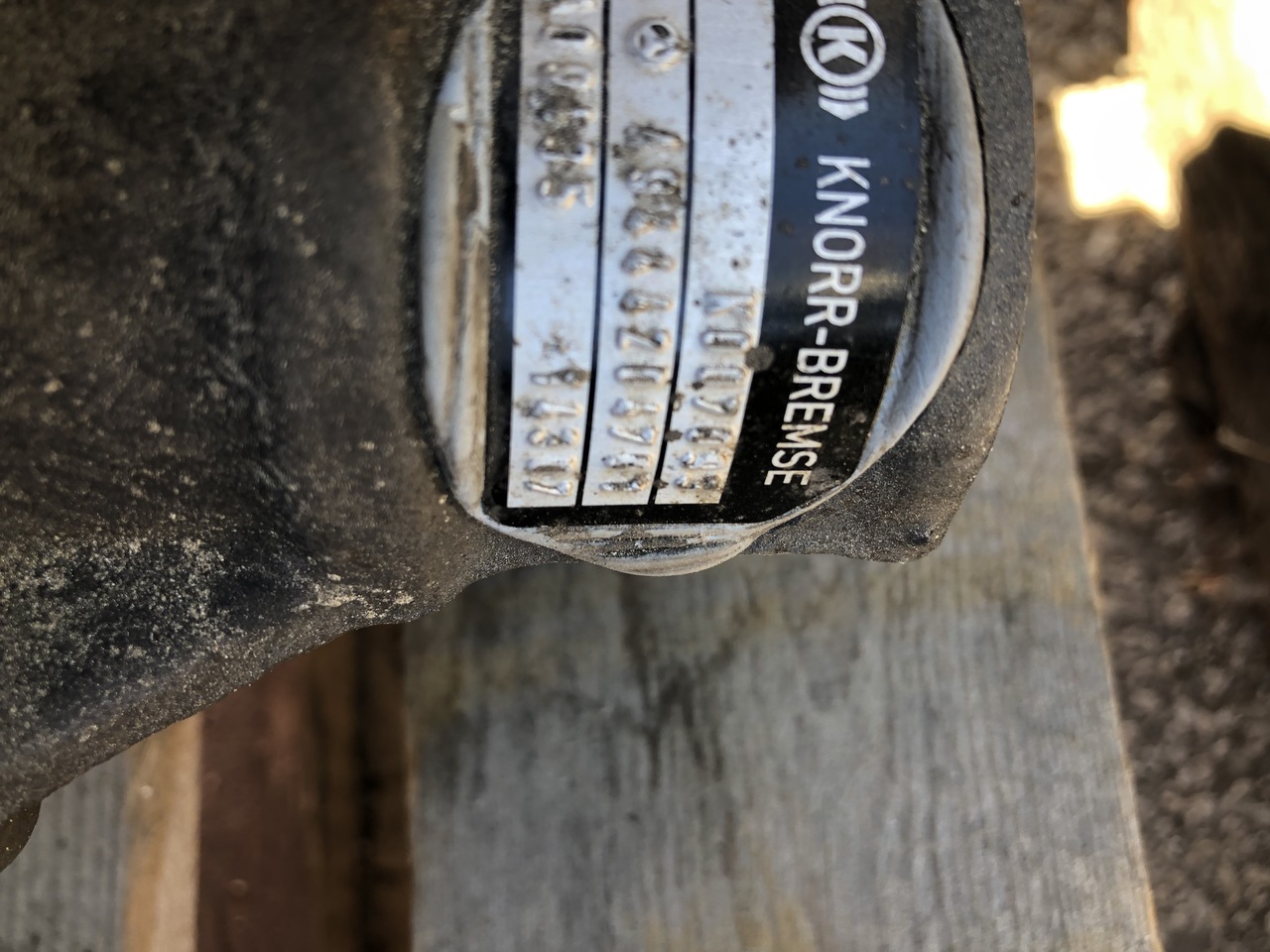 BRAKE CALIPER ACTROS MP2-MP3-MP4 - Bremssattel für LKW: das Bild 2 BRAKE CALIPER ACTROS MP2-MP3-MP4 - Bremssattel für LKW: das Bild 2