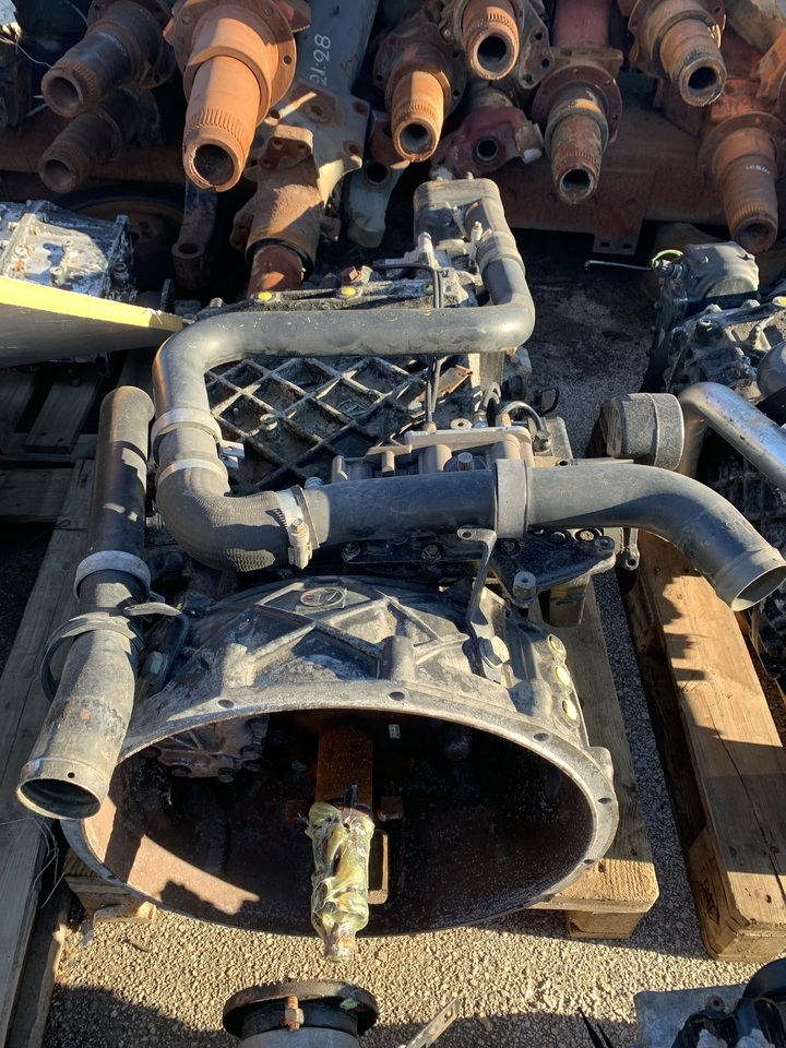 GEARBOX MAN TGX ZF16S2321 TD (WITH INTARTER) - Getriebe und Teile für LKW: das Bild 1 GEARBOX MAN TGX ZF16S2321 TD (WITH INTARTER) - Getriebe und Teile für LKW: das Bild 1