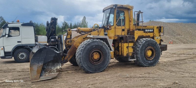 Caterpillar 966E - Radlader: das Bild 2 Caterpillar 966E - Radlader: das Bild 2