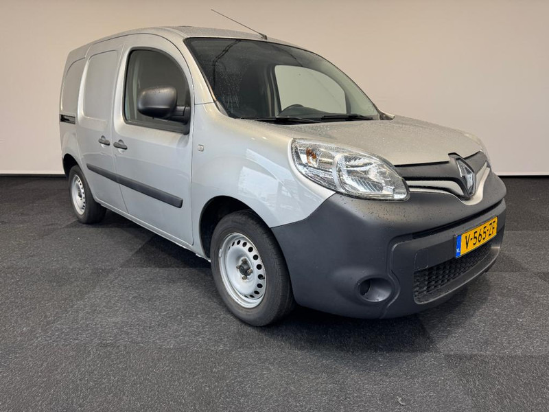 Renault Kangoo Kangoo Express dCi 75 Energy Comfort 4 h 2013 2 2016 3 - Kleintransporter: das Bild 1 Renault Kangoo Kangoo Express dCi 75 Energy Comfort 4 h 2013 2 2016 3 - Kleintransporter: das Bild 1