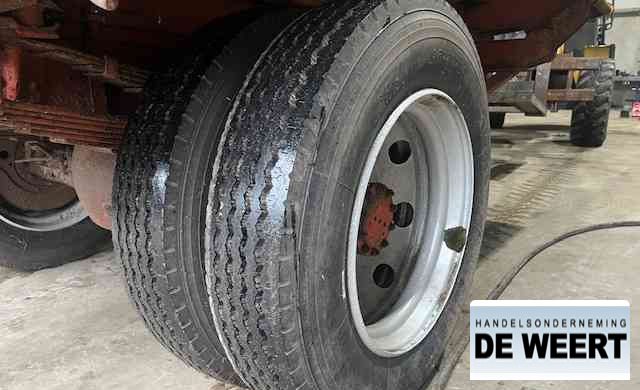 Michelin 9R22.5 , 9 R 22.5 - Felgen und Reifen für Landmaschine: das Bild 1 Michelin 9R22.5 , 9 R 22.5 - Felgen und Reifen für Landmaschine: das Bild 1