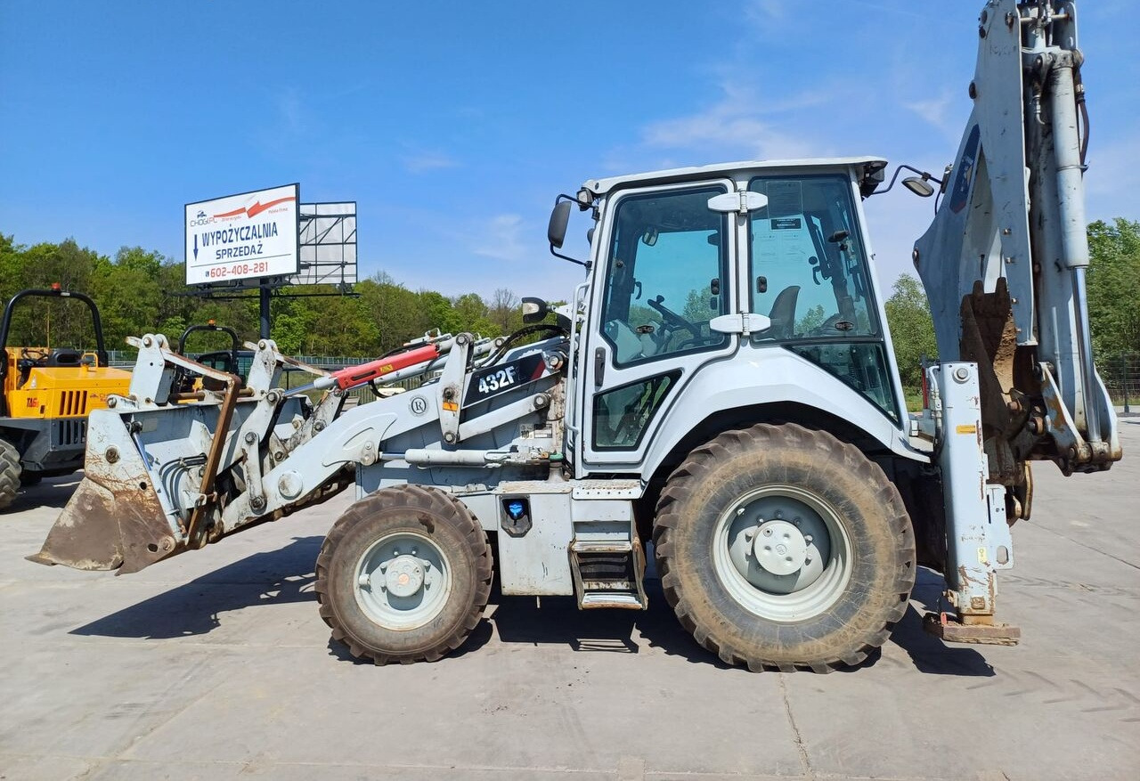Caterpillar 432F - Baggerlader: das Bild 2 Caterpillar 432F - Baggerlader: das Bild 2