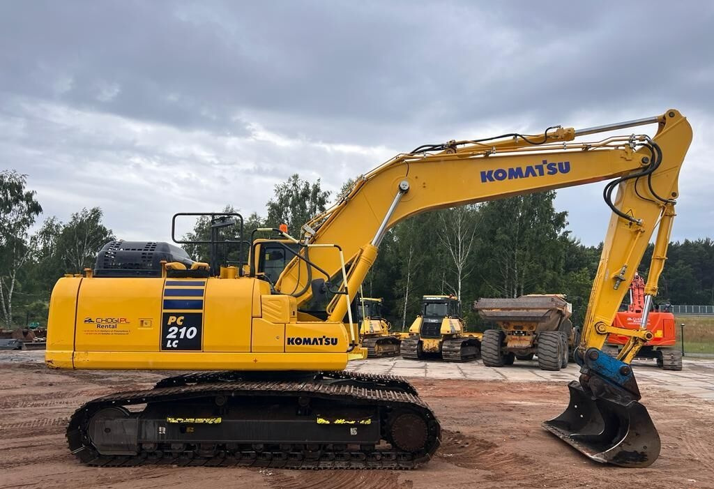 Komatsu PC210-lc11 - Kettenbagger: das Bild 1 Komatsu PC210-lc11 - Kettenbagger: das Bild 1