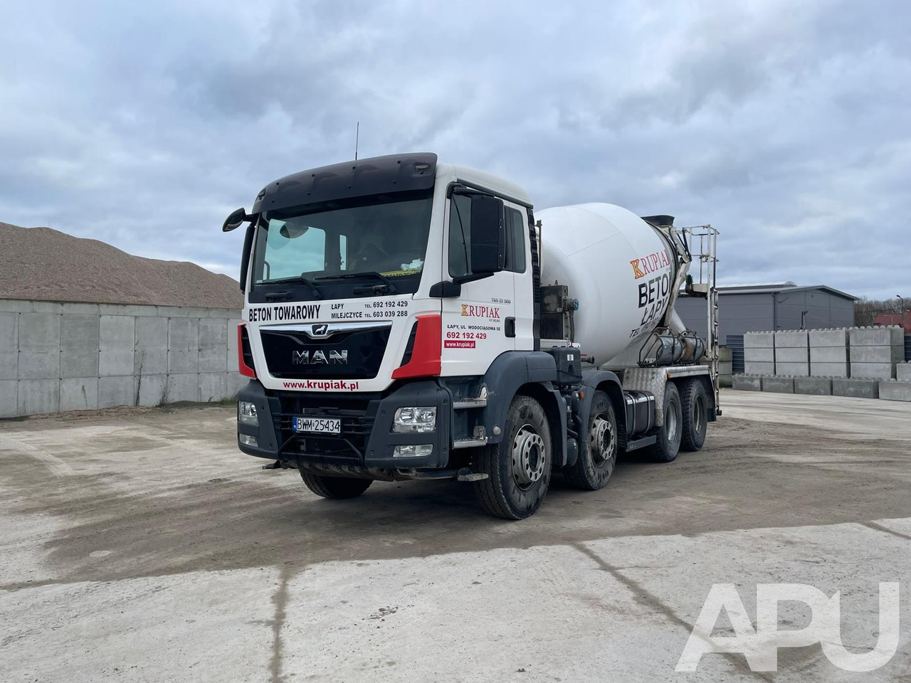 MAN TGS 32.420 - Fahrmischer: das Bild 1 MAN TGS 32.420 - Fahrmischer: das Bild 1