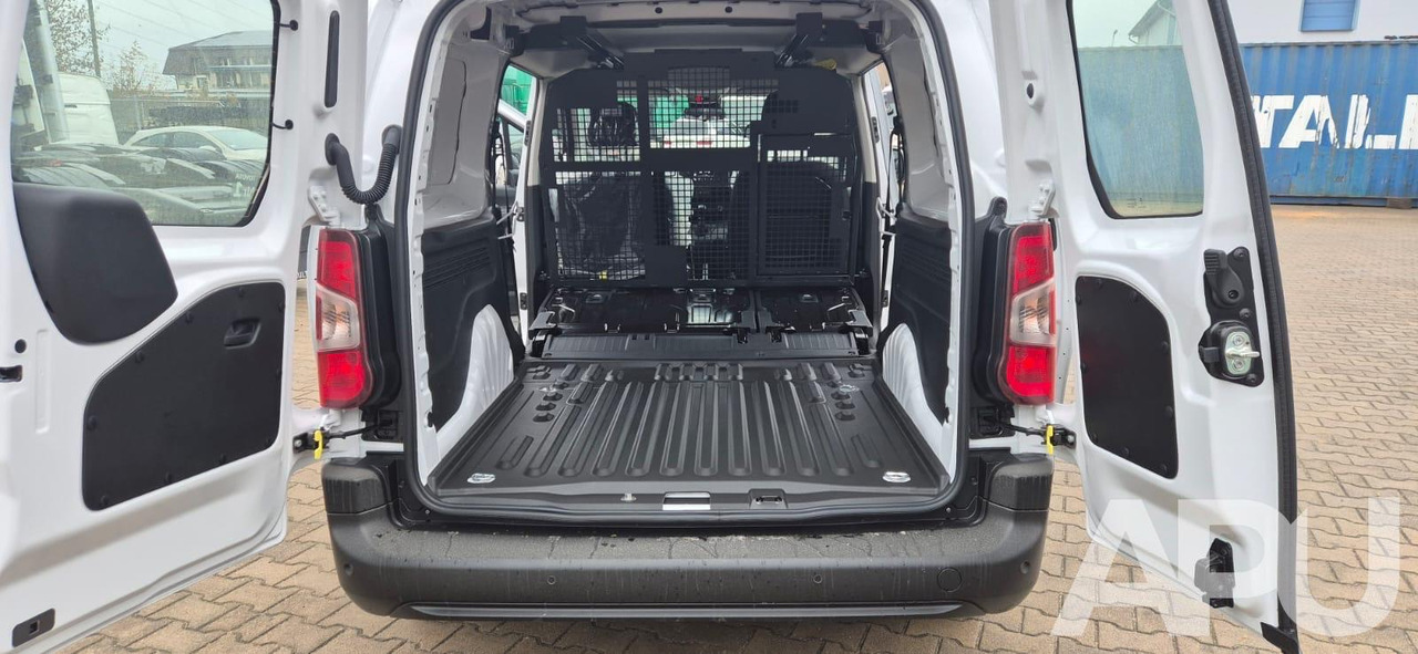 TOYOTA Proace City MC24 - Transporter mit Doppelkabine: das Bild 3 TOYOTA Proace City MC24 - Transporter mit Doppelkabine: das Bild 3