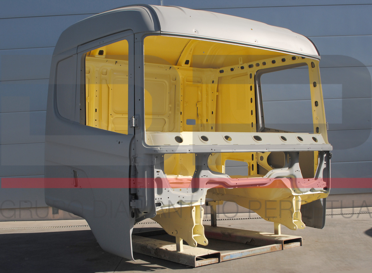 Scania Cabine Nua CR19 Normal (Porta Pequena) PGRT - Fahrerhaus für LKW: das Bild 1 Scania Cabine Nua CR19 Normal (Porta Pequena) PGRT - Fahrerhaus für LKW: das Bild 1