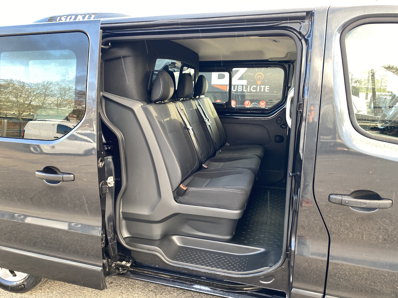 Renault Trafic trafic - Kühltransporter, Transporter mit Doppelkabine: das Bild 4 Renault Trafic trafic - Kühltransporter, Transporter mit Doppelkabine: das Bild 4