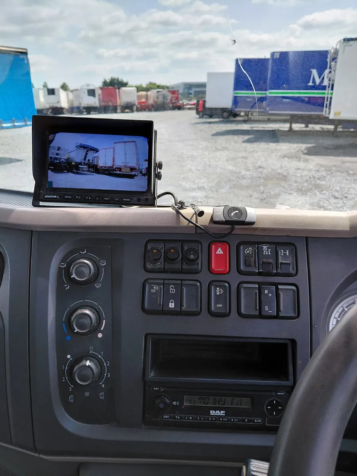 Absetzkipper 2014 DAF LF Skip Loader X 2: das Bild 12