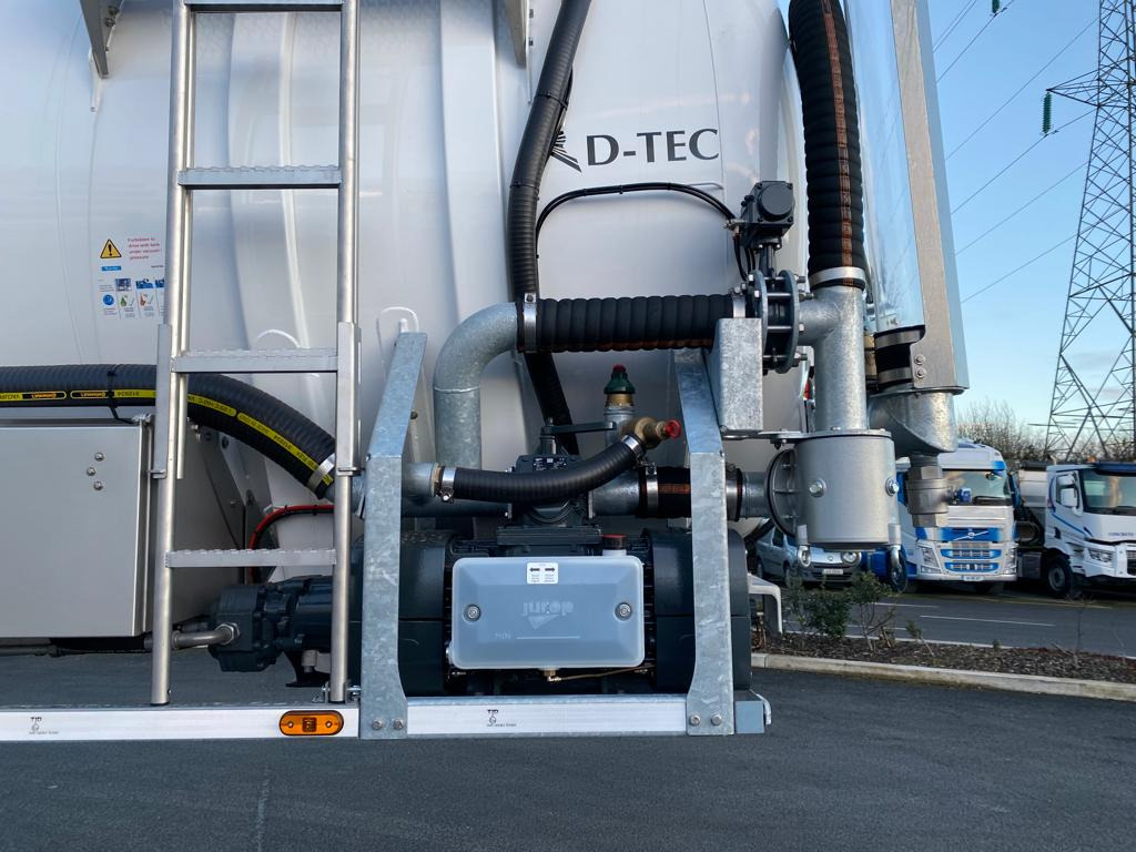 NEW D-TEC SV2006 VACUUM TANK - Tankauflieger: das Bild 5 NEW D-TEC SV2006 VACUUM TANK - Tankauflieger: das Bild 5