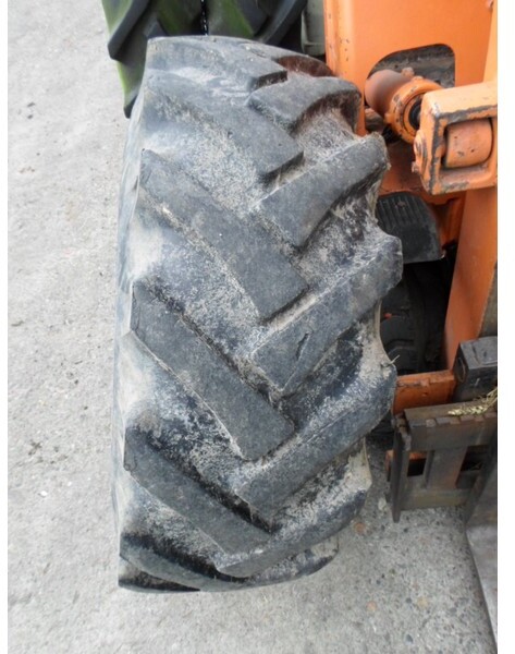 Band 14,5x20 - Reifen für Landmaschine: das Bild 1 Band 14,5x20 - Reifen für Landmaschine: das Bild 1