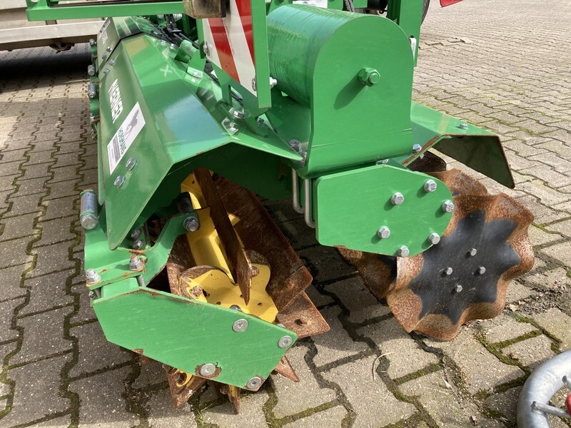 Kerner X-cut Solo 300 - Technik für Bodenbearbeitung: das Bild 3 Kerner X-cut Solo 300 - Technik für Bodenbearbeitung: das Bild 3