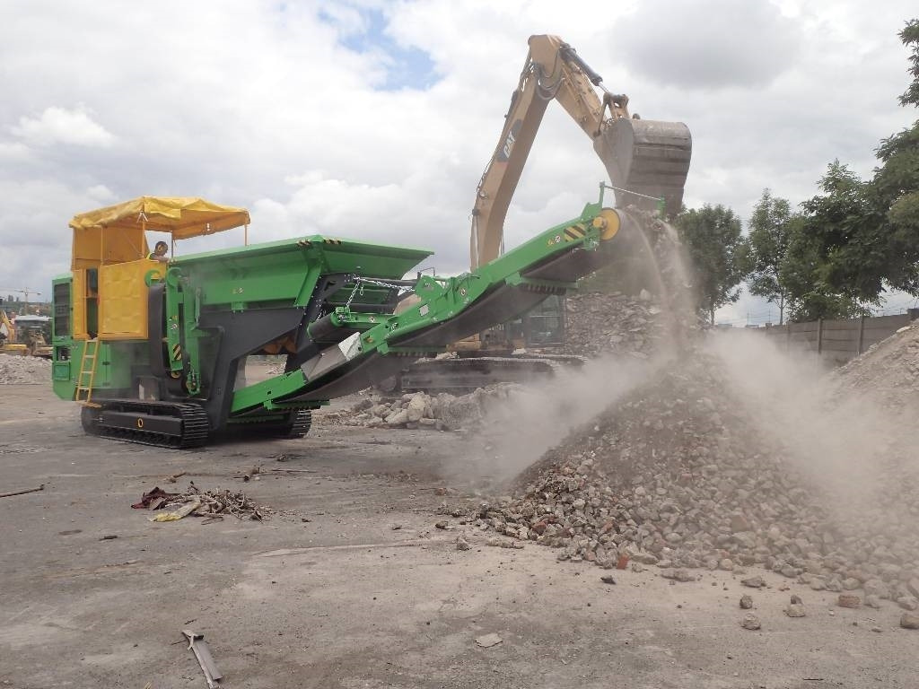 Mobile Brechanlage neu kaufen Resta CH2 900x600, CH2G 900x600: das Bild 18 Mobile Brechanlage neu kaufen Resta CH2 900x600, CH2G 900x600: das Bild 18