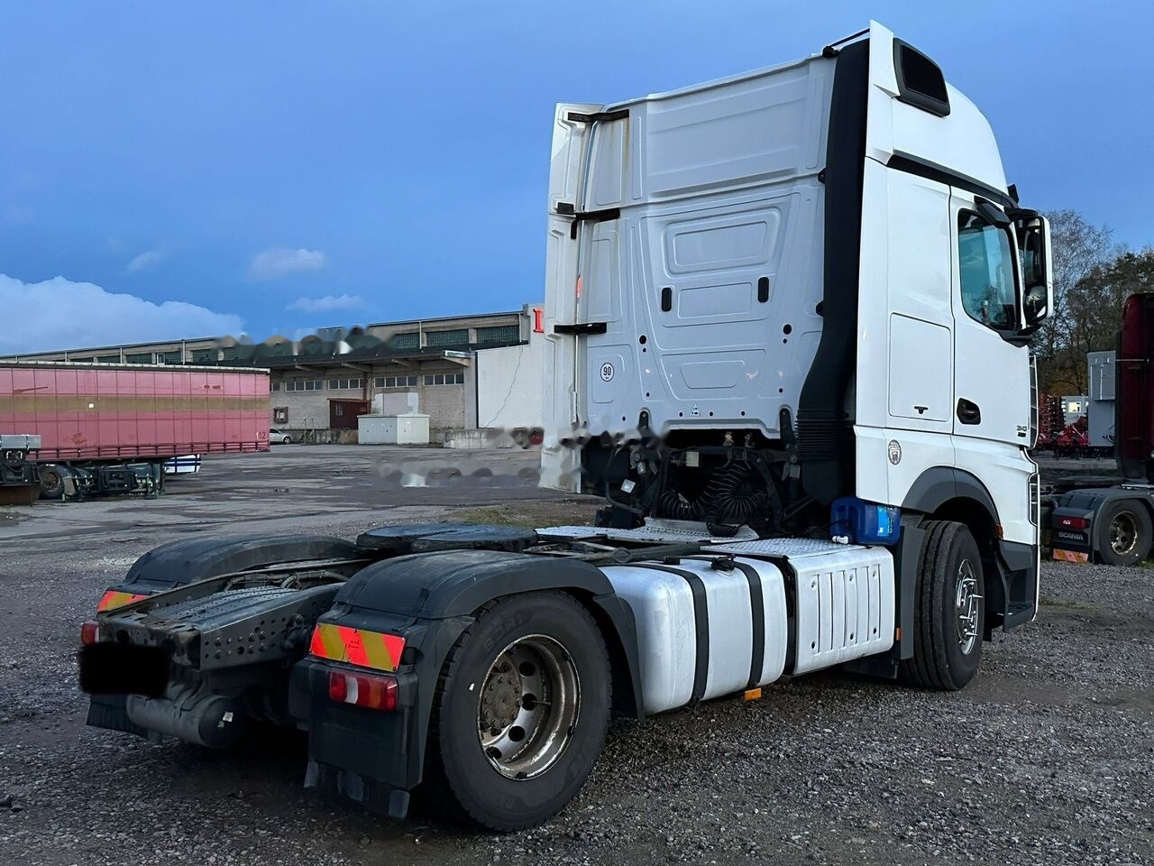 Mercedes-Benz Actros 1845 - Sattelzugmaschine: das Bild 5 Mercedes-Benz Actros 1845 - Sattelzugmaschine: das Bild 5