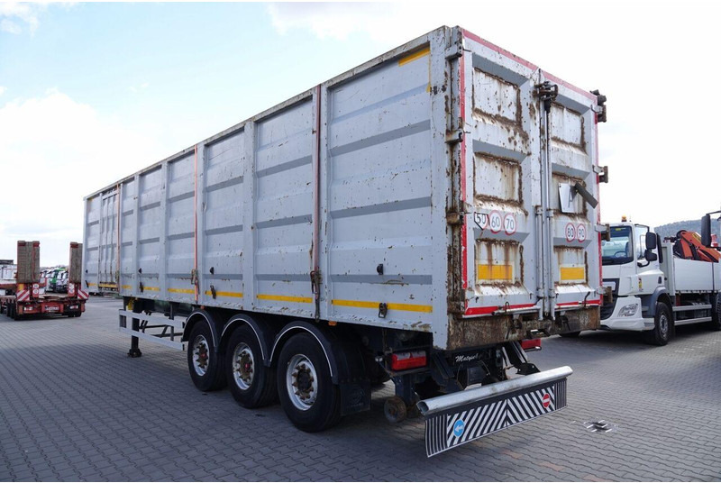 Bodex WYWROTKA 65 M3 / STALOWA / DO ZŁOMU / OŚ PODNOSZONA / DRZWI BOCZ - Kipper Auflieger: das Bild 4 Bodex WYWROTKA 65 M3 / STALOWA / DO ZŁOMU / OŚ PODNOSZONA / DRZWI BOCZ - Kipper Auflieger: das Bild 4