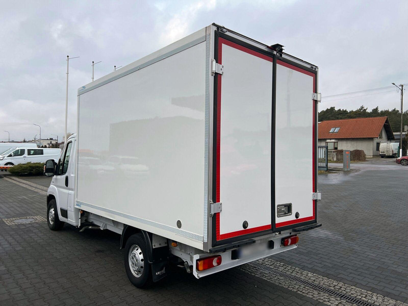 Fiat Ducato Kontener Chłodnia Mroźnia 2 Parowniki Zarejestrowany w PL - Kühltransporter: das Bild 3 Fiat Ducato Kontener Chłodnia Mroźnia 2 Parowniki Zarejestrowany w PL - Kühltransporter: das Bild 3