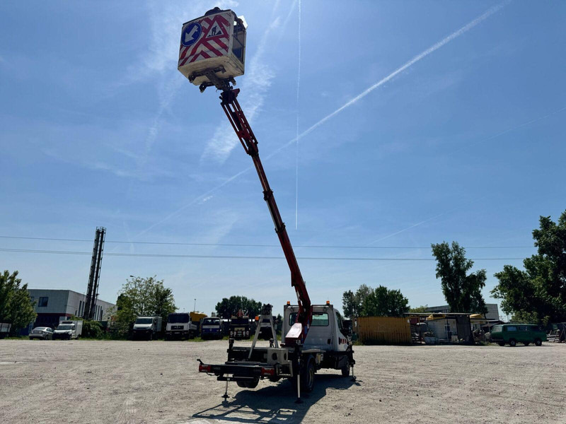 Iveco 35-140 S - Ruthmann 145TJ Lifting Basket - LKW mit Arbeitsbühne: das Bild 3 Iveco 35-140 S - Ruthmann 145TJ Lifting Basket - LKW mit Arbeitsbühne: das Bild 3