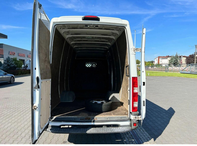 Koffer Transporter Iveco Daily 35C13 Blaszak L4H3 Long Maxi Max SALON PL: das Bild 6 Koffer Transporter Iveco Daily 35C13 Blaszak L4H3 Long Maxi Max SALON PL: das Bild 6