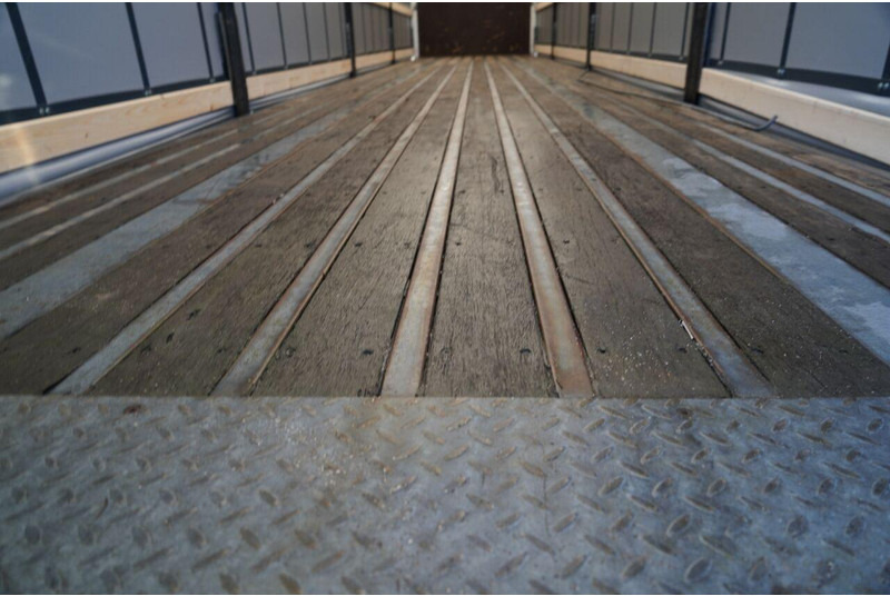 Planenauflieger Kässbohrer FIRANKA / STANDARD / MOCNA PODŁOGA SZYNA-DESKA: das Bild 19 Planenauflieger Kässbohrer FIRANKA / STANDARD / MOCNA PODŁOGA SZYNA-DESKA: das Bild 19