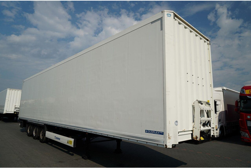 Krone - Koffer Auflieger: das Bild 2 Krone - Koffer Auflieger: das Bild 2