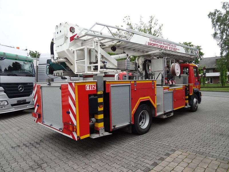 MAN 18.284 L2000 - Fire truck+ladder lift - Feuerwehrfahrzeug: das Bild 5 MAN 18.284 L2000 - Fire truck+ladder lift - Feuerwehrfahrzeug: das Bild 5