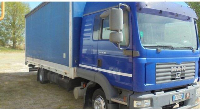 MAN TGL 8.180 P + P - Koffer LKW: das Bild 2 MAN TGL 8.180 P + P - Koffer LKW: das Bild 2