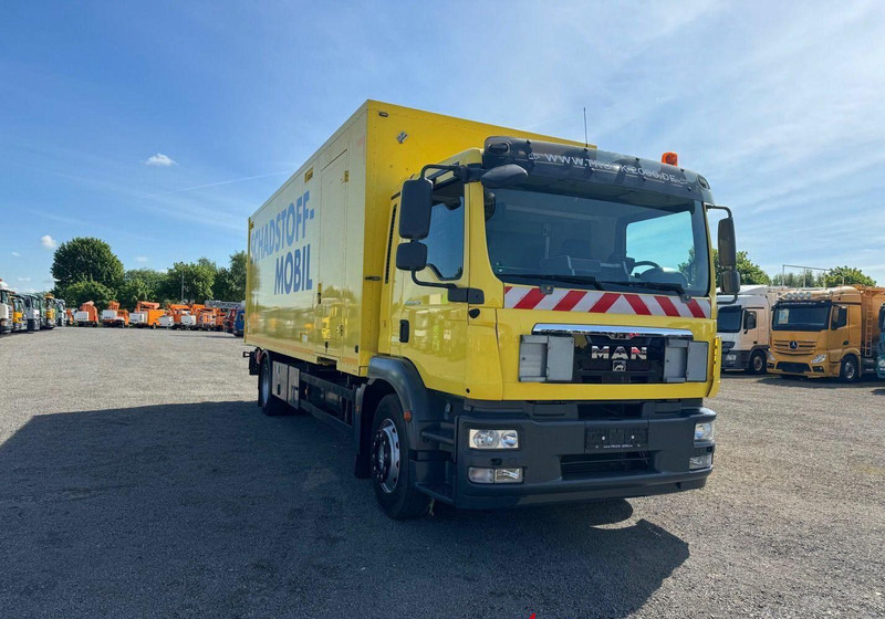 MAN TGM 15.250 Dünnschede Schadstoffmobil LBW 197TKM - Koffer LKW: das Bild 2 MAN TGM 15.250 Dünnschede Schadstoffmobil LBW 197TKM - Koffer LKW: das Bild 2