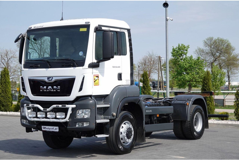 MAN TGS 18.420 / 4X4 / RAMA DŁ. 5,6 M / NAVI / DO ZABUDOWY / SPROWA - Fahrgestell LKW: das Bild 2 MAN TGS 18.420 / 4X4 / RAMA DŁ. 5,6 M / NAVI / DO ZABUDOWY / SPROWA - Fahrgestell LKW: das Bild 2