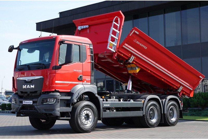 MAN TGS 33.440 / 6X4 / WYWROTKA 3 STRONNA / HYDROBURTA / BORDMATIC / - Kipper: das Bild 1 MAN TGS 33.440 / 6X4 / WYWROTKA 3 STRONNA / HYDROBURTA / BORDMATIC / - Kipper: das Bild 1