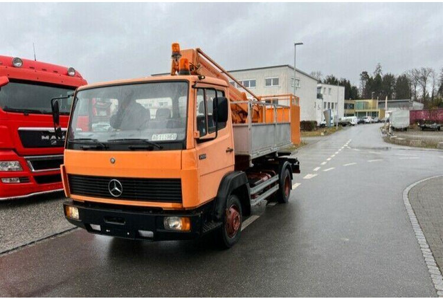 Mercedes-Benz 709 Bucket truck Wumag 14 m - LKW mit Arbeitsbühne: das Bild 1 Mercedes-Benz 709 Bucket truck Wumag 14 m - LKW mit Arbeitsbühne: das Bild 1