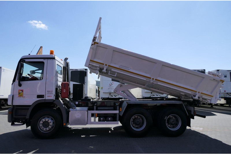 Mercedes-Benz ACTROS 2636 - Kipper: das Bild 3 Mercedes-Benz ACTROS 2636 - Kipper: das Bild 3