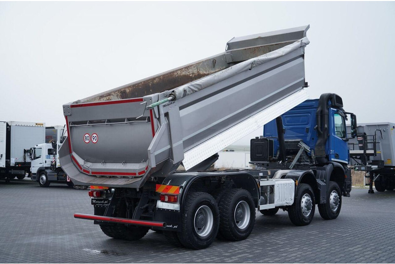 Mercedes-Benz ACTROS 4145 / 8X8 / WYWROTKA TYLNOZSYPOWA / KH-KIPPER 6 M / AUTO - Kipper: das Bild 4 Mercedes-Benz ACTROS 4145 / 8X8 / WYWROTKA TYLNOZSYPOWA / KH-KIPPER 6 M / AUTO - Kipper: das Bild 4