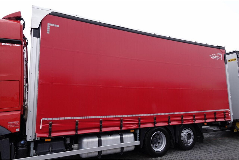 Plane LKW Mercedes-Benz: das Bild 15