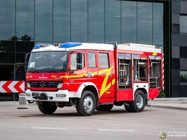 Mercedes-Benz MERCEDES BENZ ATEGO 1328 4x4 ZIEGLER LF 20/16 Fi - Feuerwehrfahrzeug: das Bild 2 Mercedes-Benz MERCEDES BENZ ATEGO 1328 4x4 ZIEGLER LF 20/16 Fi - Feuerwehrfahrzeug: das Bild 2