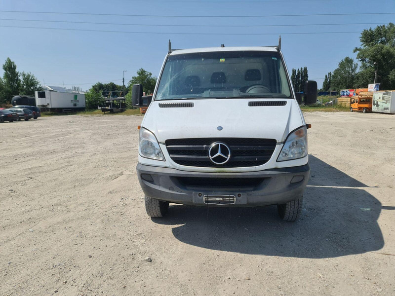 Mercedes-Benz Sprinter 519 CDi 4x4x - Pritsche+Plane - Planen Transporter: das Bild 2 Mercedes-Benz Sprinter 519 CDi 4x4x - Pritsche+Plane - Planen Transporter: das Bild 2
