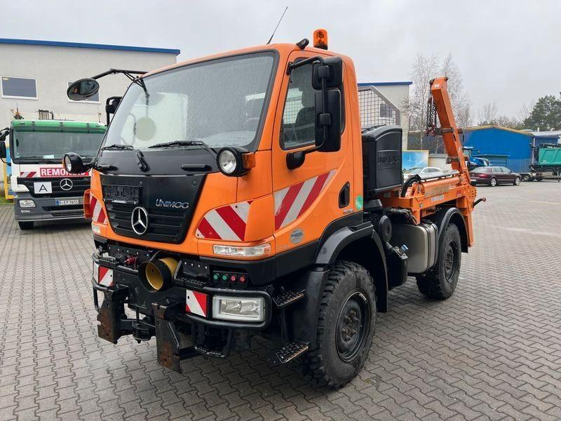 Mercedes-Benz Unimog U 20 4x4 Skip loader - Absetzkipper: das Bild 3 Mercedes-Benz Unimog U 20 4x4 Skip loader - Absetzkipper: das Bild 3