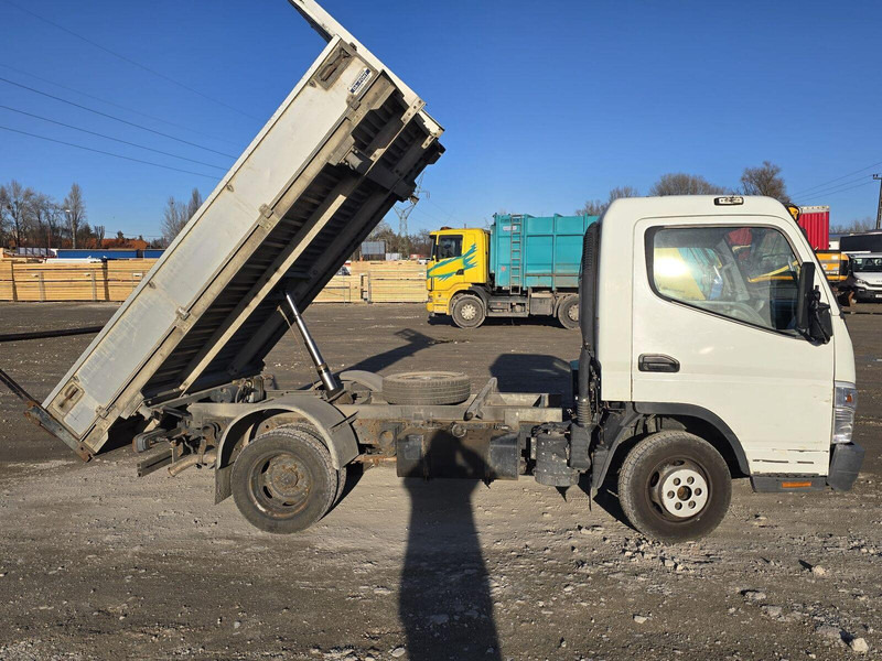 Mitsubishi Canter Fuso 3,0 d - 3 sided Tipper - Kipper Transporter: das Bild 4 Mitsubishi Canter Fuso 3,0 d - 3 sided Tipper - Kipper Transporter: das Bild 4
