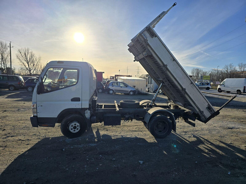 Mitsubishi Canter Fuso 3,0 d - 3 sided Tipper - Kipper Transporter: das Bild 5 Mitsubishi Canter Fuso 3,0 d - 3 sided Tipper - Kipper Transporter: das Bild 5