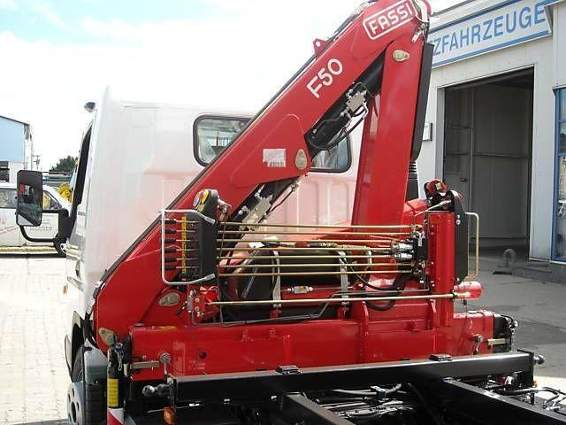 Mitsubishi Fuso Canter 7C15 - Tipper+crane - Kipper, Autokran: das Bild 4 Mitsubishi Fuso Canter 7C15 - Tipper+crane - Kipper, Autokran: das Bild 4