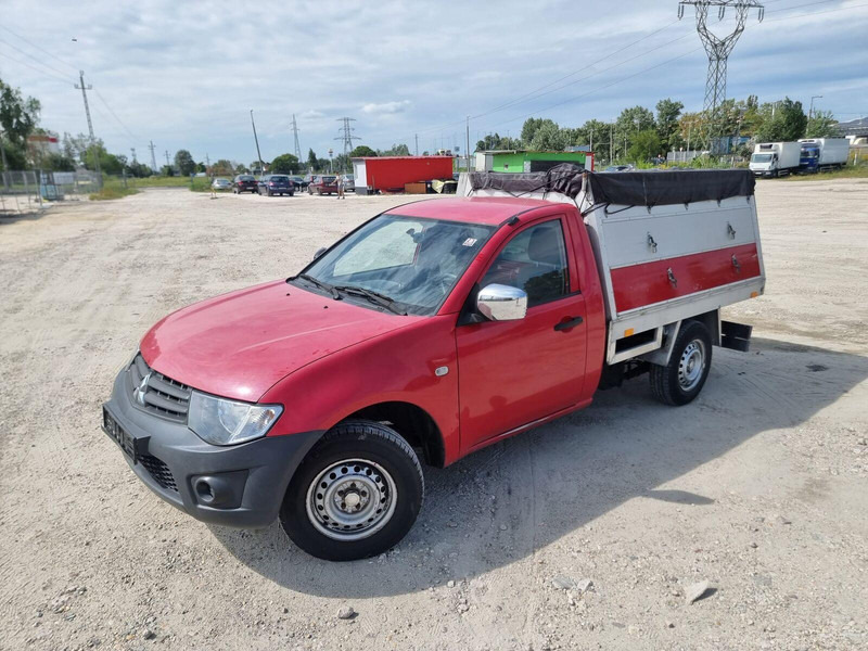 Mitsubishi L200 2,5 d - 3 sided Tipper - Kipper Transporter: das Bild 2 Mitsubishi L200 2,5 d - 3 sided Tipper - Kipper Transporter: das Bild 2