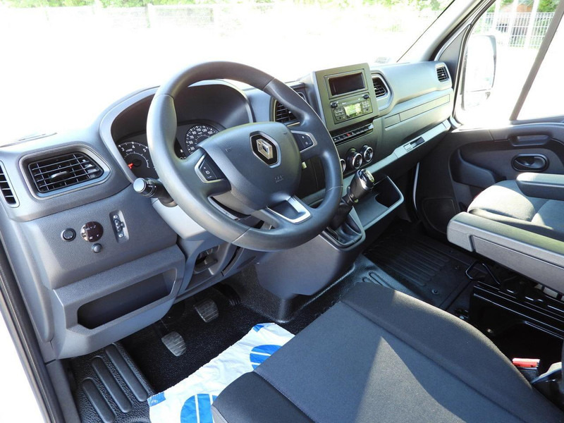 Renault Master - Planen Transporter: das Bild 2 Renault Master - Planen Transporter: das Bild 2