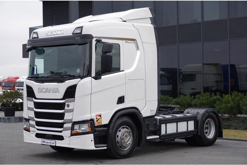 Scania R 450 / RETARDER / NISKA KABINA / HYDRAULIKA / PO KONTRAKCIE SER - Sattelzugmaschine: das Bild 4 Scania R 450 / RETARDER / NISKA KABINA / HYDRAULIKA / PO KONTRAKCIE SER - Sattelzugmaschine: das Bild 4