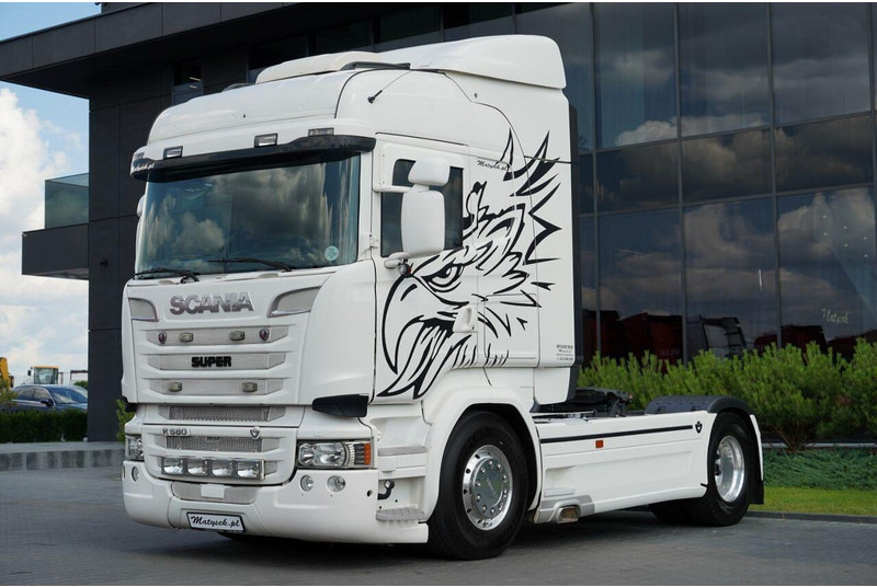 Scania R 580 / V8 / RETARDER / FULL AIRMATIC / I-PARK COOL/ SKÓRY / OPO - Sattelzugmaschine: das Bild 4 Scania R 580 / V8 / RETARDER / FULL AIRMATIC / I-PARK COOL/ SKÓRY / OPO - Sattelzugmaschine: das Bild 4