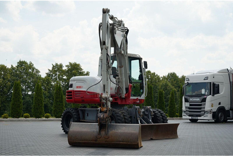 Takeuchi TB 295 W / KOPARKA KOŁOWA / 2016 ROK / PO KONTRAKCIE SERWISOWYM - Mobilbagger: das Bild 5 Takeuchi TB 295 W / KOPARKA KOŁOWA / 2016 ROK / PO KONTRAKCIE SERWISOWYM - Mobilbagger: das Bild 5