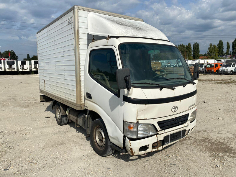 Toyota Dyna 100 3,0 D - Koffer - Koffer Transporter: das Bild 1 Toyota Dyna 100 3,0 D - Koffer - Koffer Transporter: das Bild 1