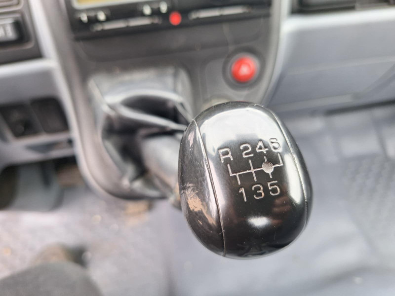 Transporter Mitsubishi Canter 3,0 d BE Clixtar Trekker + Veldhuizen BE Clixtar Pritsch: das Bild 15 Transporter Mitsubishi Canter 3,0 d BE Clixtar Trekker + Veldhuizen BE Clixtar Pritsch: das Bild 15