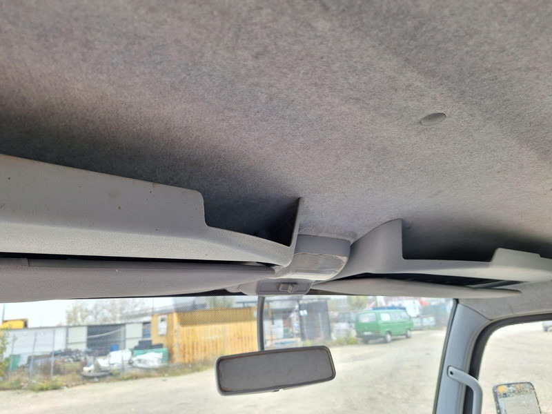 Transporter Mitsubishi Canter 3,0 d BE Clixtar Trekker + Veldhuizen BE Clixtar Pritsch: das Bild 19 Transporter Mitsubishi Canter 3,0 d BE Clixtar Trekker + Veldhuizen BE Clixtar Pritsch: das Bild 19