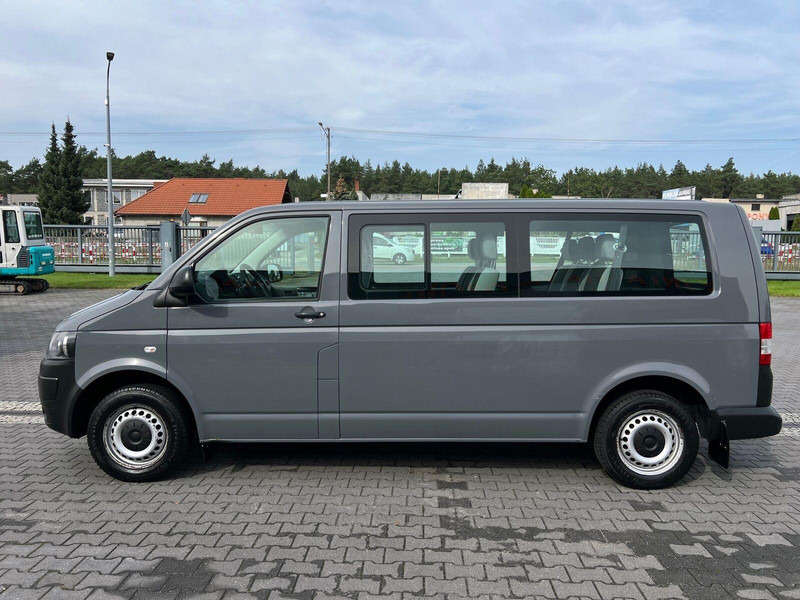 Volkswagen Transporter T5 9-sits 9 Person TOP - Kleinbus, Personentransporter: das Bild 2 Volkswagen Transporter T5 9-sits 9 Person TOP - Kleinbus, Personentransporter: das Bild 2