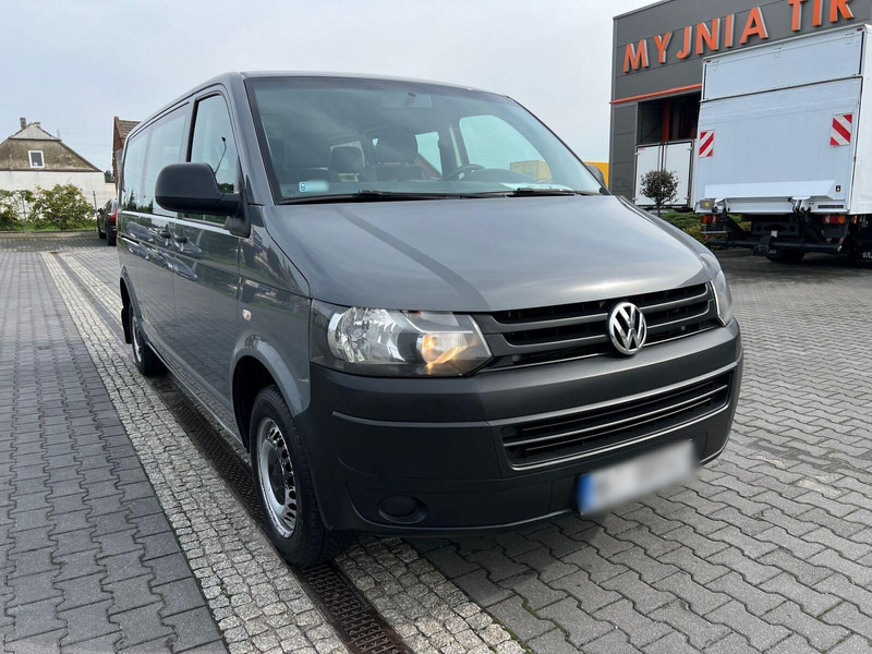 Volkswagen Transporter T5 Brygadówka, Osobowy, 9-miejsc, Jeden Właściciel, - Kleinbus, Personentransporter: das Bild 5 Volkswagen Transporter T5 Brygadówka, Osobowy, 9-miejsc, Jeden Właściciel, - Kleinbus, Personentransporter: das Bild 5