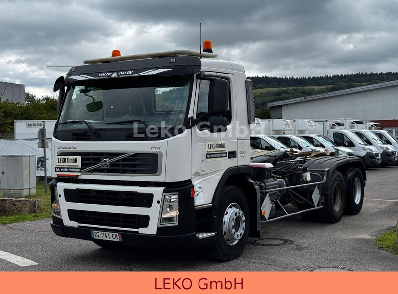 Volvo FM 400 - Abrollkipper: das Bild 3 Volvo FM 400 - Abrollkipper: das Bild 3