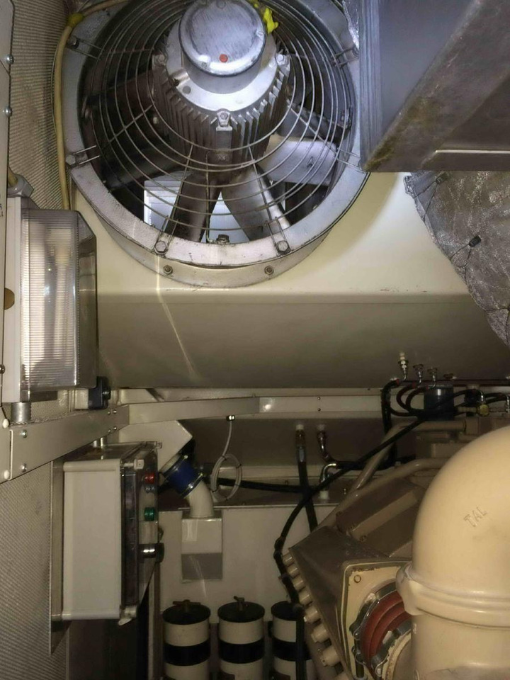 Stromgenerator Cummins Generator 1425 KVA powerd by KTA50-G3: das Bild 11
